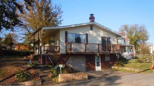 117 Main St, Rivesville, WV