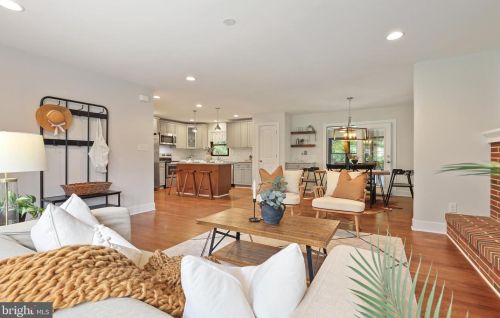 2106 Buell Dr, Fallston MD  exterior