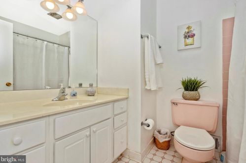 1410 Morningside Dr, Silver Spring MD 20904-1530 exterior