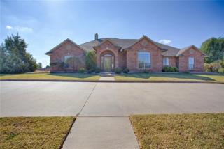 1404 Red River Ter, Mustang, OK 73064-9436