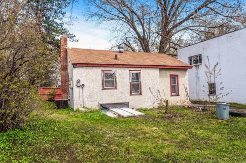 2665 Kirkwood Ln, Minneapolis, MN 55441-2923