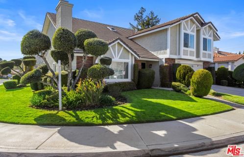 29002 Saddlebrook Dr, Calabasas, CA 91301-1631
