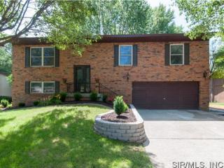 110 Northland Dr, Belleville, IL 62221-4216