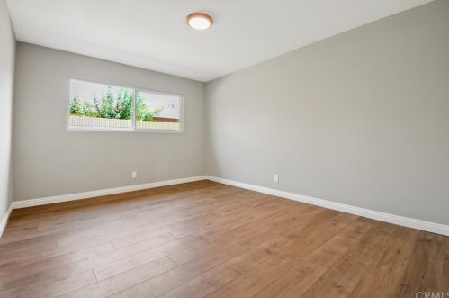 733 Toland St, Santa Ana CA  92704-2164 exterior