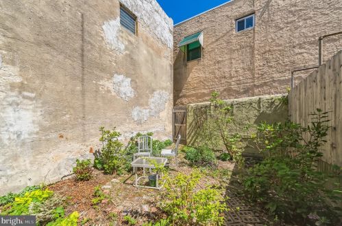 1917 10th St, Philadelphia PA 19148-2358 exterior