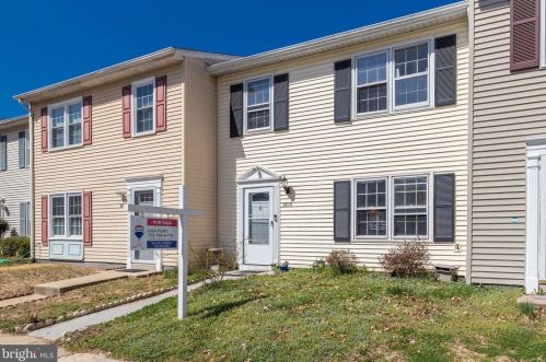 9616 Inverary Ct, Lorton, VA 22079-1911