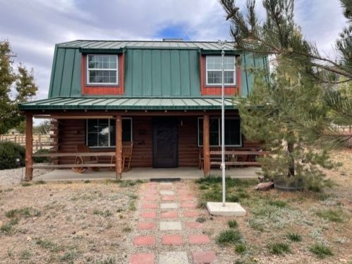 18380 Branding Iron Ct, Tehachapi, CA 93561-5318