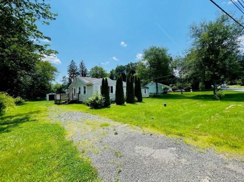402 Wallingford Rd, Durham, CT 06422-1113