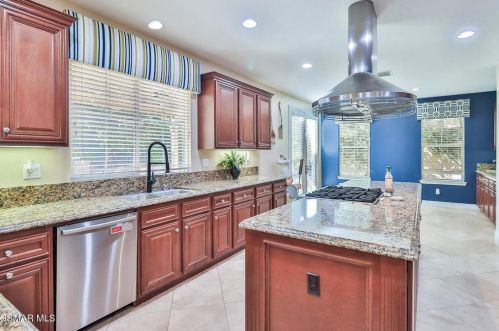 3961 Eagle Flight Dr, Simi Valley CA  93065-0222 exterior