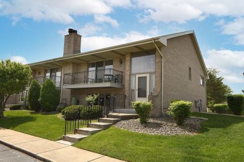 10937 California Ct, Orland Park, IL 60467-8927