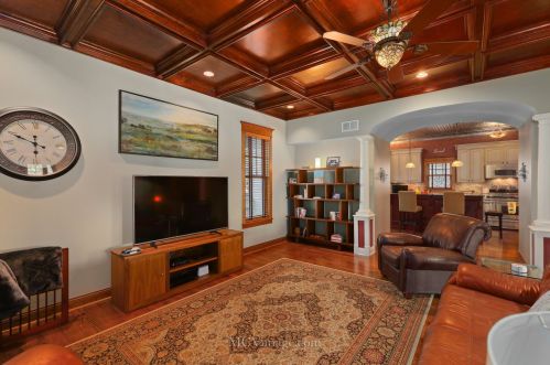 1003 Walter St, Lemont IL  60439-3920 exterior