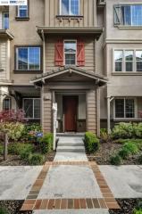 6634 Mariposa Ln, Pleasanton, CA 94568-4232