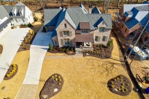 628 Crescent River Pass, Suwanee GA  30024 exterior