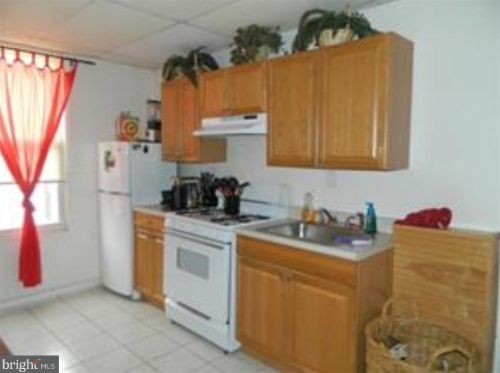 2309 15th St, Philadelphia, PA 19132-4417