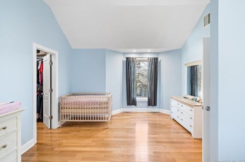 6 Nolan St, Norwalk CT  06850-2525 exterior