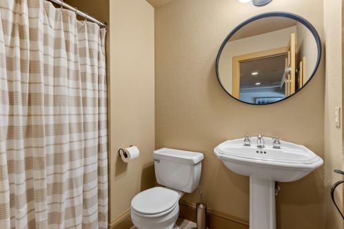 12055 Gantry Ct, Saint Paul MN  55124-6200 exterior