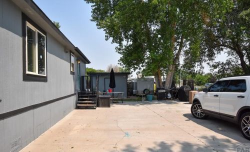 271 Kipling Dr, Pueblo, CO 81007-3069