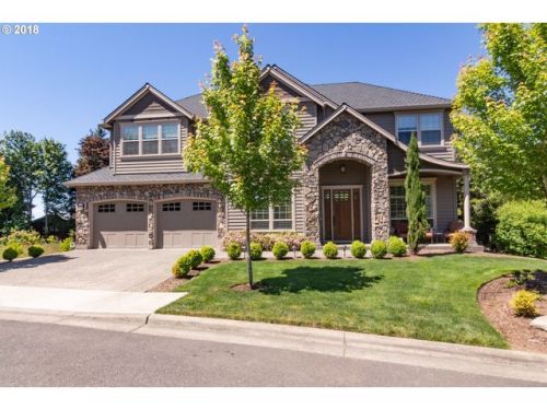 8221 Cresap Ln, Portland, OR 97229-2022