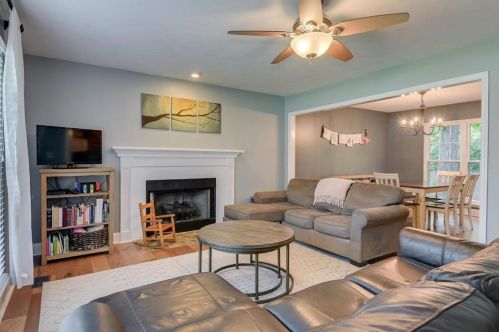 869 Chase Rd, Evans, GA 30809-4823
