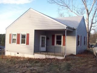 181 Bridge St, Lithia, VA 24066-2601