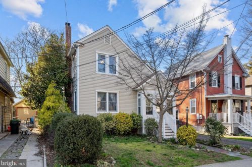 24 Evergreen Ln, Tavistock NJ  08033-1202 exterior