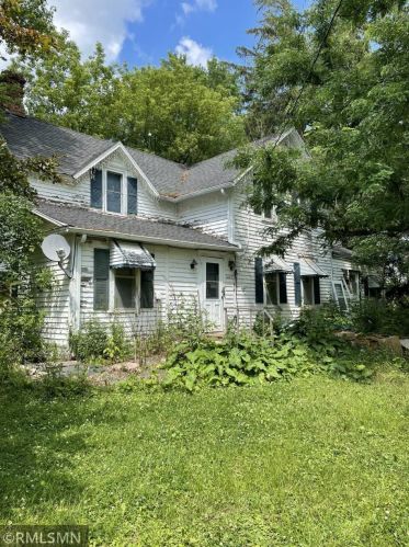 32217 530th Ave, Summit, MN 55917-8934