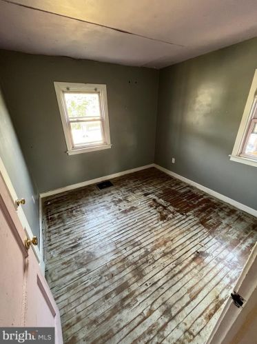 1321 Spg Rd, Carlisle PA  17013-1557 exterior