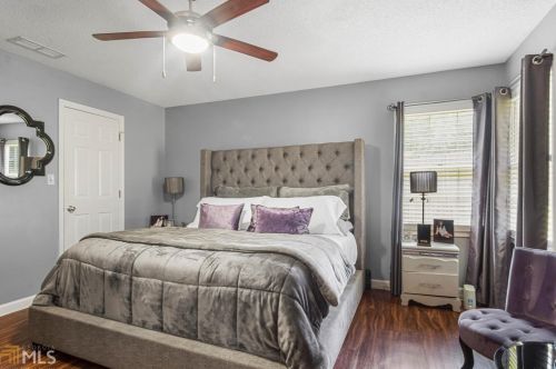 6772 Ashbury Ct, Rex GA exterior