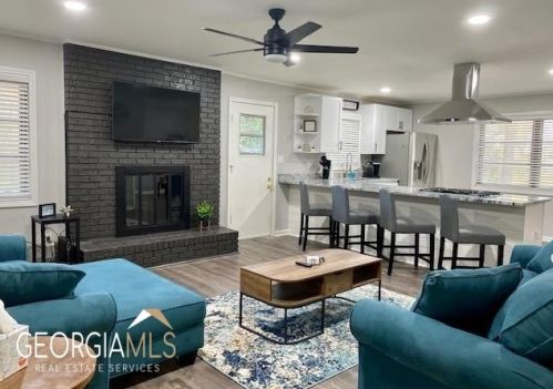 3415 Forrest Hl Dr, Atlanta GA  30354-1520 exterior