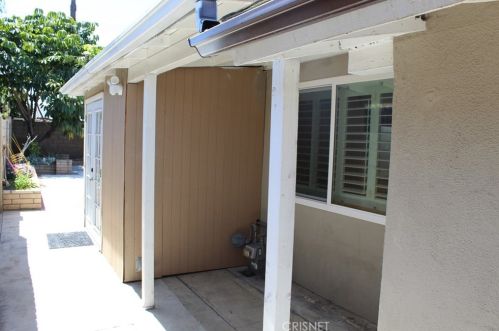 1674 Chateau Pl, Anaheim CA 92802-1517 exterior