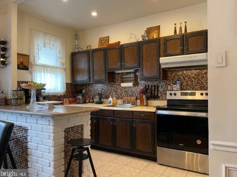 6737 Lynford St, Philadelphia PA 19149-2127 exterior