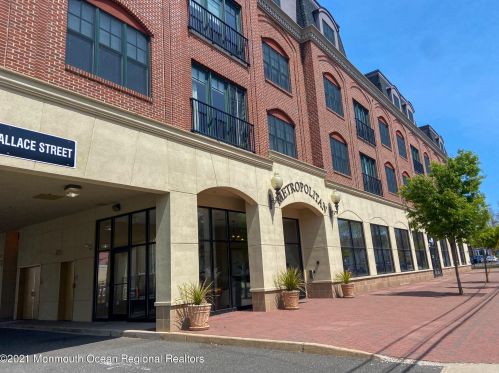 310 Wallace St, Tinton Falls NJ  07701-1834 exterior