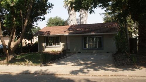 8463 Stockton St, Thornton, CA