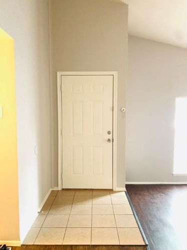 3434 Flagstone Dr, Garland TX  75044-5885 exterior