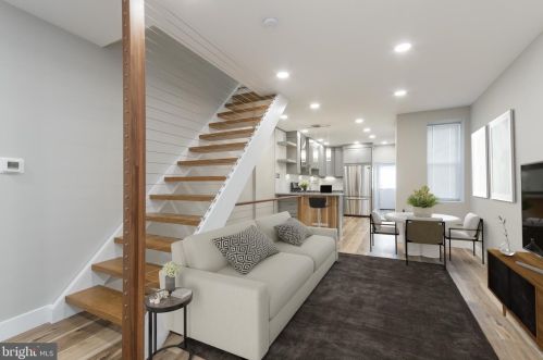3025 Aramingo Ave, Philadelphia, PA 19134-4315