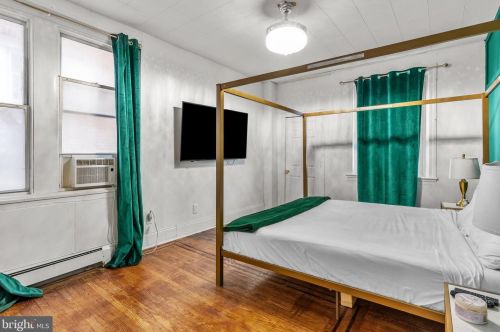 5707 12th St, Philadelphia PA  19141-4110 exterior