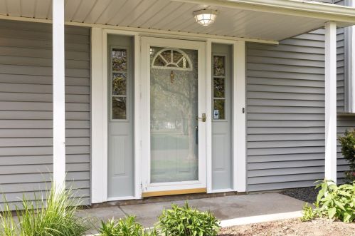 9424 Cortland Rd, Saint Paul MN  55125-9154 exterior