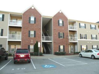612 Marshtree Ln, Fayetteville, NC 28314-0039