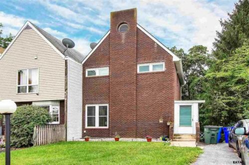 3112 Equinox Rd, York, PA 17315-4516