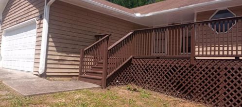 644 Pepperwood Ln, Stone Mountain, GA 30087-5728