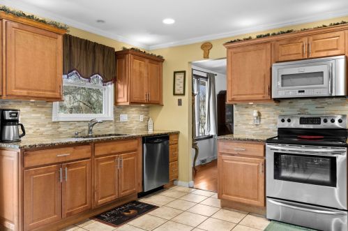 1005 Madiera Dr, Joliet, IL 60404-8973