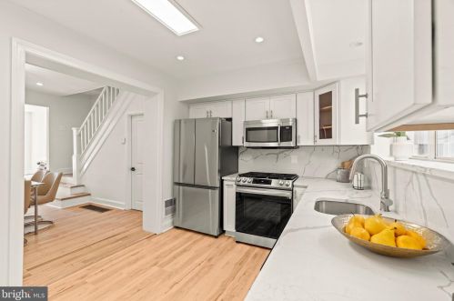 1512 4 St, Philadelphia PA 19147-6531 exterior