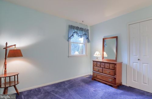 154 Amsterdam Rd, Lancaster PA  17603-9719 exterior