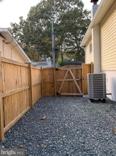 617 Park Rd, Severna Park MD  21146-3524 exterior