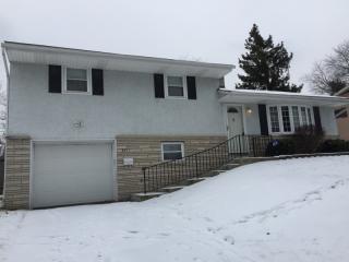 731 Island Ct, Columbus OH  43214-3407 exterior