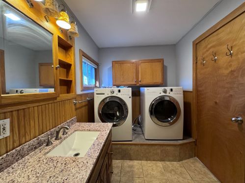 35 Mann Ct, Unity NH  03743-3037 exterior