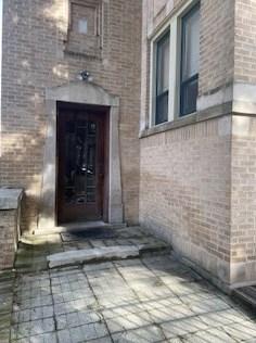 2901 Talman Ave, Chicago, IL 60618-7814
