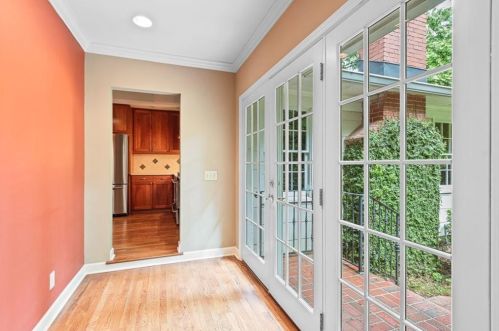 152 Burdette Rd, Atlanta GA  30327-4804 exterior