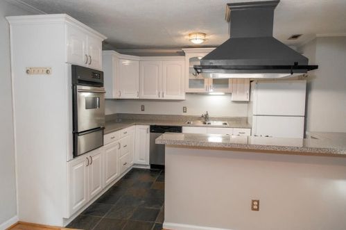 115 Biscayne Dr, Atlanta GA  30309-1003 exterior