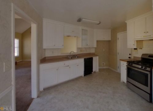 638 Morningside Dr, Stockbridge, GA 30281-2355